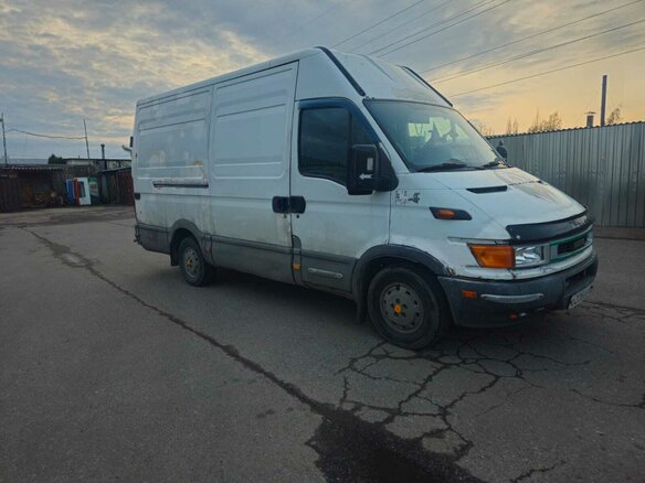2001 Iveco Daily, белый, 333000 рублей - вид 5