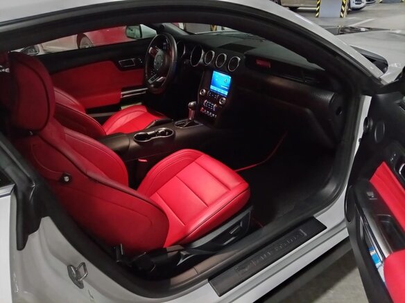 2022 Ford Mustang VI Рестайлинг, белый, 3795000 рублей - вид 20