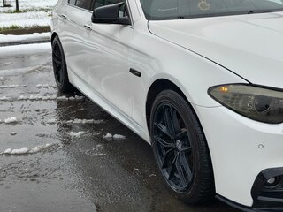 2012 BMW 5 серии 520i VI (F10/F11/F07), белый, 2000000 рублей, вид 3