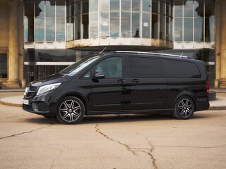 2022 Mercedes-Benz V-Класс Extra Long 300 d экстра длинный III (W447) Рестайлинг, чёрный, 8000000 рублей, вид 4