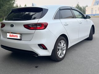 2018 Kia Ceed II Рестайлинг, белый, 1499000 рублей, вид 4