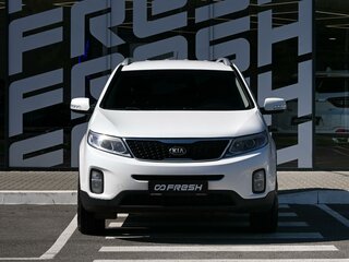 2013 Kia Sorento II Рестайлинг, белый, 1779000 рублей, вид 3