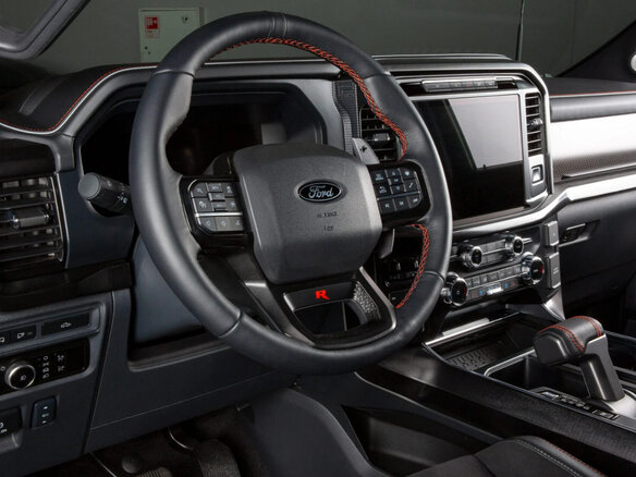 2025 Ford F-150 Raptor XIV Рестайлинг, красный, 18698000 рублей - вид 14