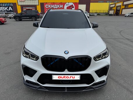 2021 BMW X5 M Competition III (F95), белый, 13500000 рублей, вид 2