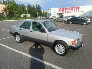 1990 Mercedes-Benz 190 (W201), белый, 800000 рублей, вид 5