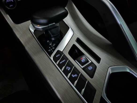 2023 Geely Coolray I, серый, 1765000 рублей - вид 8