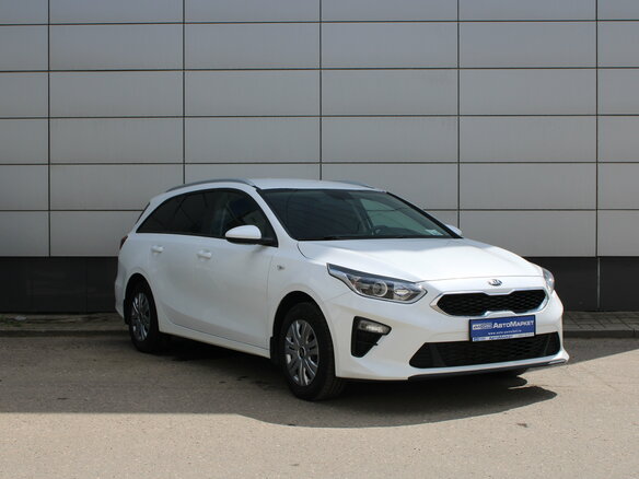 2020 Kia Ceed III, белый - вид 2