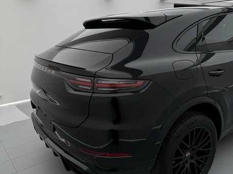 2020 Porsche Cayenne Coupé III, чёрный, 8450000 рублей, вид 4