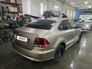 2018 Volkswagen Polo V Рестайлинг, бежевый, 700000 рублей, вид 3