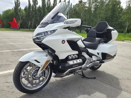 2023 Honda GL 1800 Gold Wing, белый, 3100000 рублей, вид 1