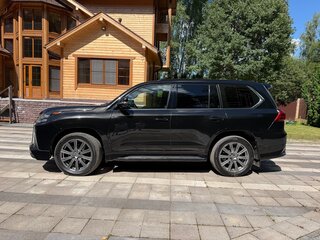 2019 Lexus LX 450d III Рестайлинг 2, чёрный, 8000000 рублей, вид 3