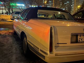 1998 Cadillac DeVille VII, белый, 3000000 рублей, вид 5