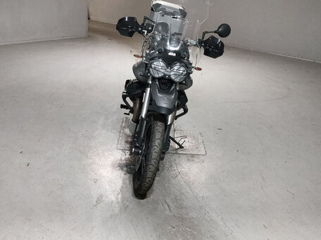 2020 Moto Guzzi V85 TT, серый, 790000 рублей, вид 3