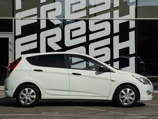 2014 Hyundai Solaris I Рестайлинг, белый, 847900 рублей, вид 5