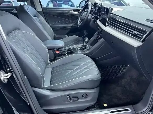 2022 Volkswagen Tiguan II Рестайлинг, серый - вид 6