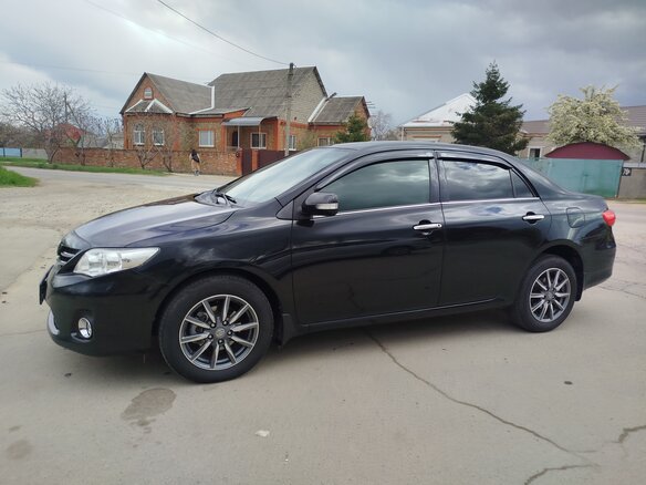 2011 Toyota Corolla X (E140, E150) Рестайлинг, чёрный - вид 5