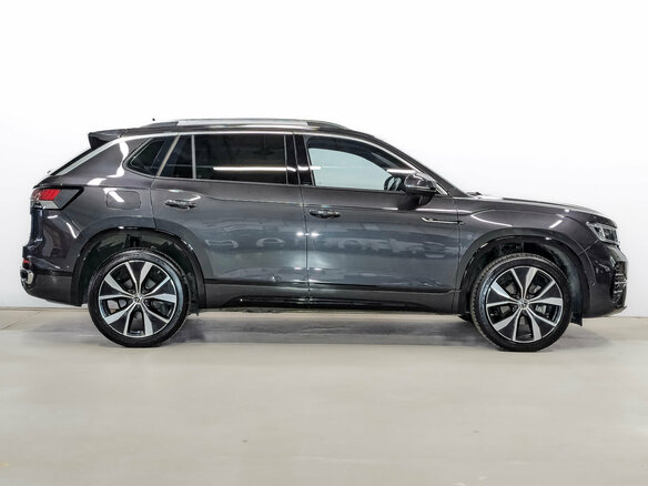 2023 Volkswagen Tayron I Рестайлинг, чёрный - вид 3