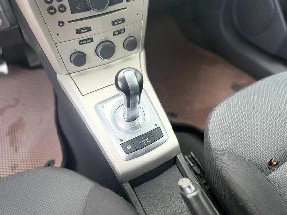 2007 Opel Astra GTC H Рестайлинг, бежевый - вид 15