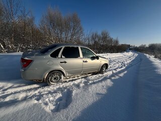 2014 Lada (ВАЗ) Granta I, серебристый, 320000 рублей, вид 3