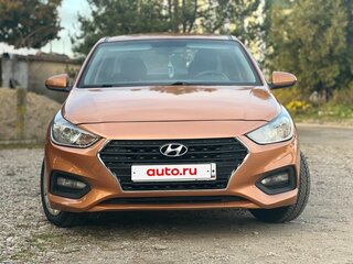 2017 Hyundai Solaris II, оранжевый, 950000 рублей, вид 1