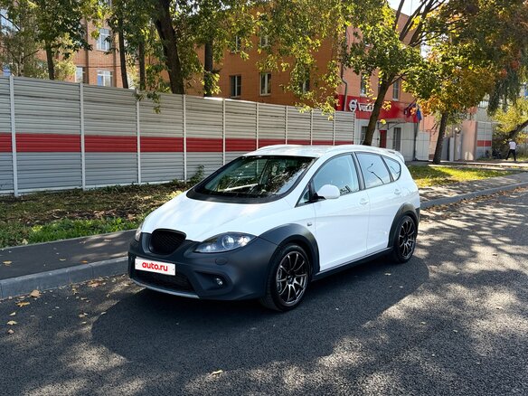 2011 SEAT Altea Freetrack I Рестайлинг, белый - вид 3