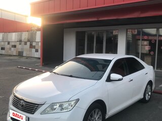 2012 Toyota Camry VII (XV50), белый, 1650000 рублей, вид 1