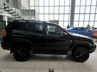 2008 Toyota Land Cruiser Prado 5-speed 120 Series Рестайлинг, чёрный, 1950000 рублей, вид 4