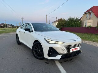 2023 Changan UNI-V I, белый, 1500000 рублей, вид 4