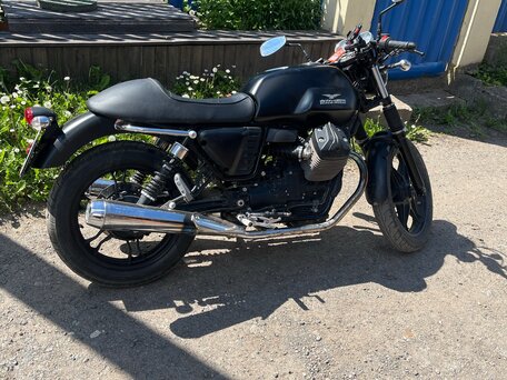 2016 Moto Guzzi V 7, чёрный, 570000 рублей, вид 1