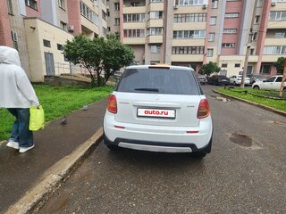 2011 Suzuki SX4 I (Classic) Рестайлинг, белый, 790000 рублей, вид 3