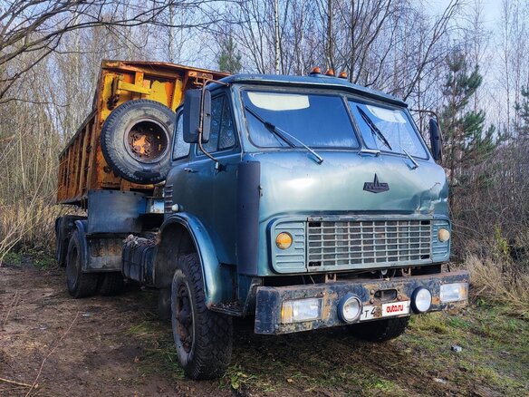 1988 МАЗ 5335, зелёный, 350000 рублей
