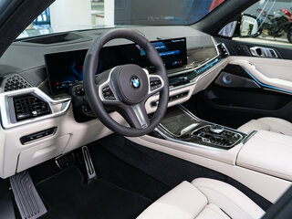 2026 BMW X7 40d I (G07) Рестайлинг, серый, 18300000 рублей, вид 2