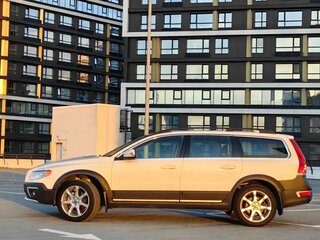 2014 Volvo XC70 II Рестайлинг, белый, 2700000 рублей, вид 4