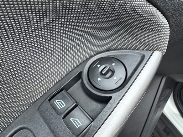 2012 Ford Focus III, серебристый, 475000 рублей - вид 18