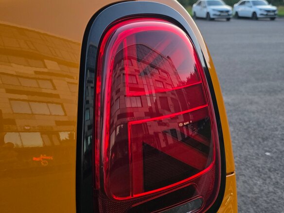 2016 Mini Hatch Cooper S III (F55/F56), оранжевый - вид 16