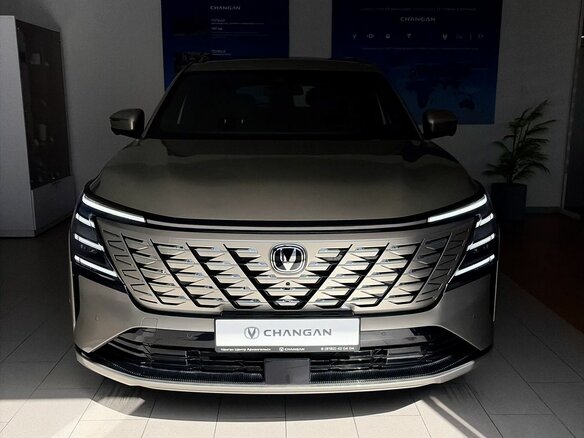 2025 Changan CS75 Plus IV, бежевый, 4249900 рублей - вид 1