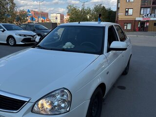 2014 Lada (ВАЗ) Priora I Рестайлинг, белый, 450000 рублей, вид 2