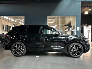 2025 Volkswagen Touareg III Рестайлинг, чёрный, 16511000 рублей, вид 2