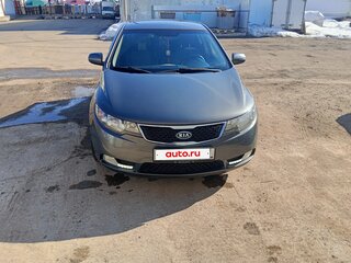 2012 Kia Cerato 6-speed II, серый, 900000 рублей, вид 2