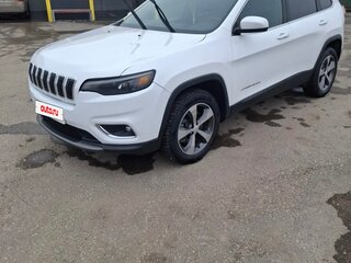 2019 Jeep Cherokee TrailHawk V (KL) Рестайлинг, белый, 3500000 рублей, вид 2