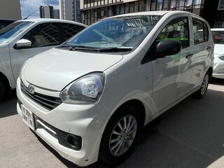 2016 Daihatsu Mira e:S I Рестайлинг, белый, 530000 рублей, вид 1