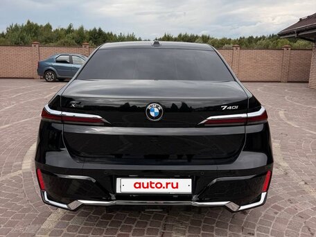 2024 BMW 7 серии 740i xDrive VII (G70), чёрный, 13350000 рублей, вид 5