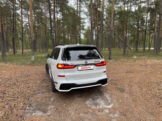 2020 BMW X7 M50d I (G07), белый, 10200000 рублей, вид 4
