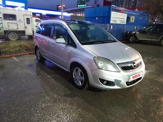 2008 Opel Zafira B Рестайлинг, серебристый, 590000 рублей, вид 2