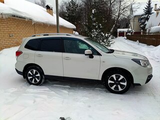 2018 Subaru Forester IV Рестайлинг 2, белый, 2400000 рублей, вид 2