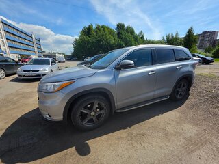 2014 Toyota Highlander III (XU50), серебристый, 2700000 рублей, вид 4