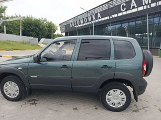 2015 Chevrolet Niva I Рестайлинг, зелёный, 625000 рублей, вид 5