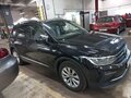 2021 Volkswagen Tiguan II Рестайлинг, чёрный, 2850000 рублей - вид 7