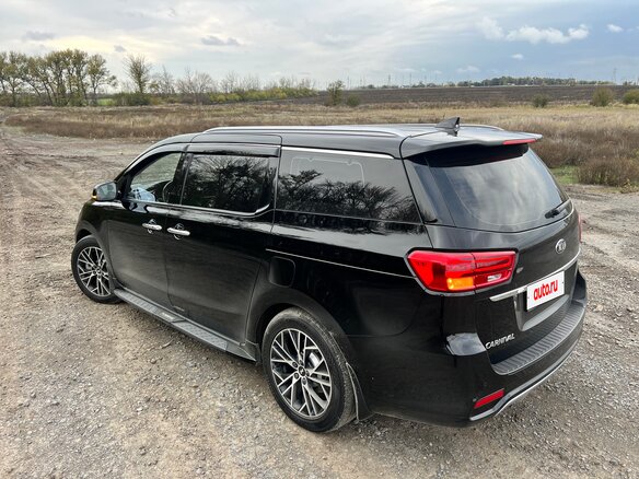 2020 Kia Carnival III, чёрный, 3300000 рублей - вид 6