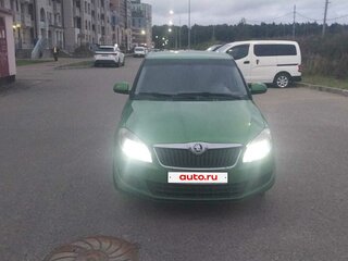 2012 Skoda Fabia II Рестайлинг, зелёный, 240000 рублей, вид 1